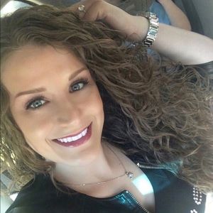 Meet your Posher, Heather Ngo